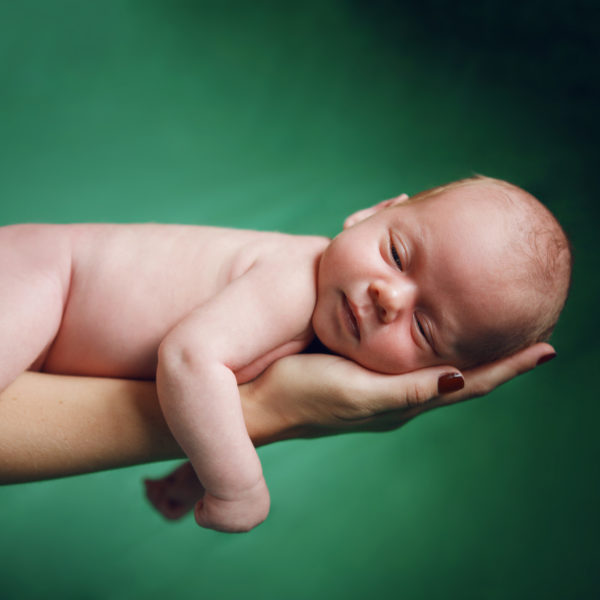 „Am Anfang bedeuten für den Säugling die Hände alles. Sie sind der Mensch, die Welt.“